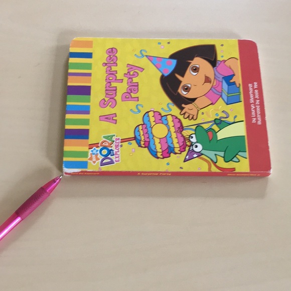 11 Dora the Explorer Nickelodeon Nick Jr Lot (7 Board Books + 4 softcover books) - Picture 13 of 15